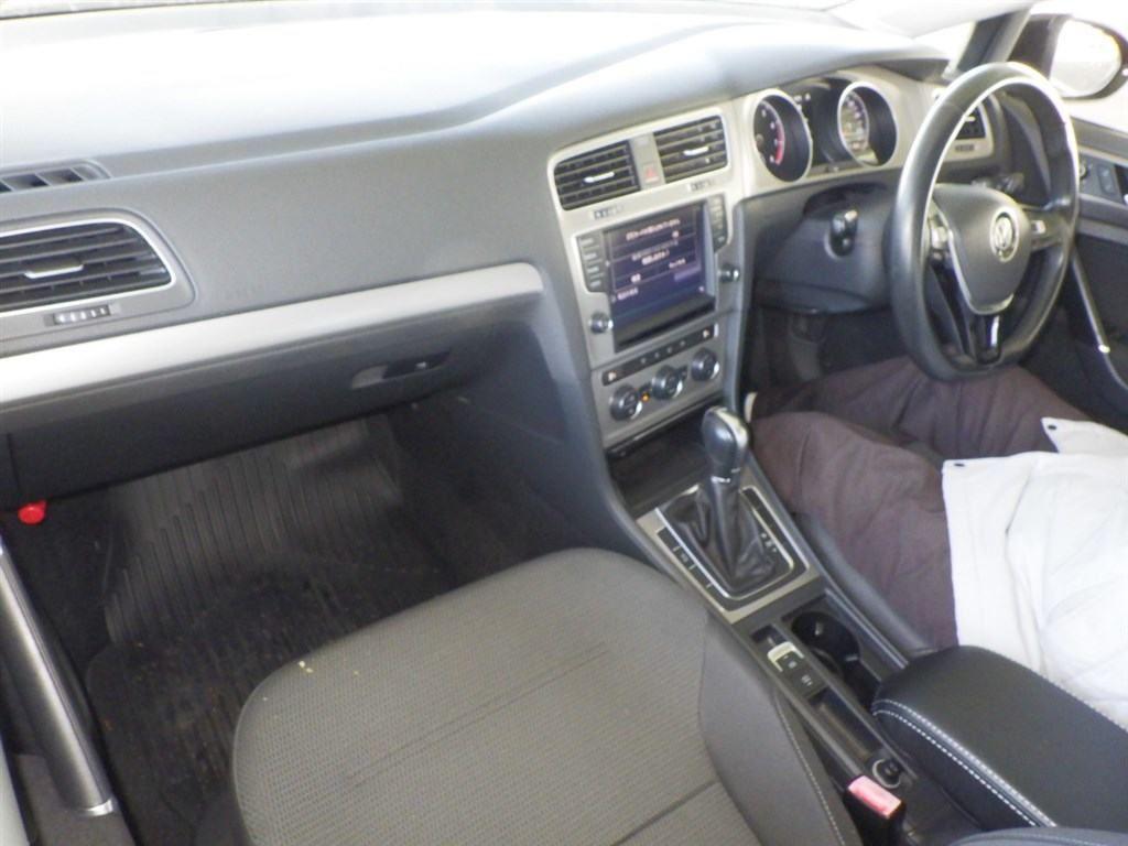 Volkswagen GOLF 5D TSI COMFORT LINE BLUEMOTION TE