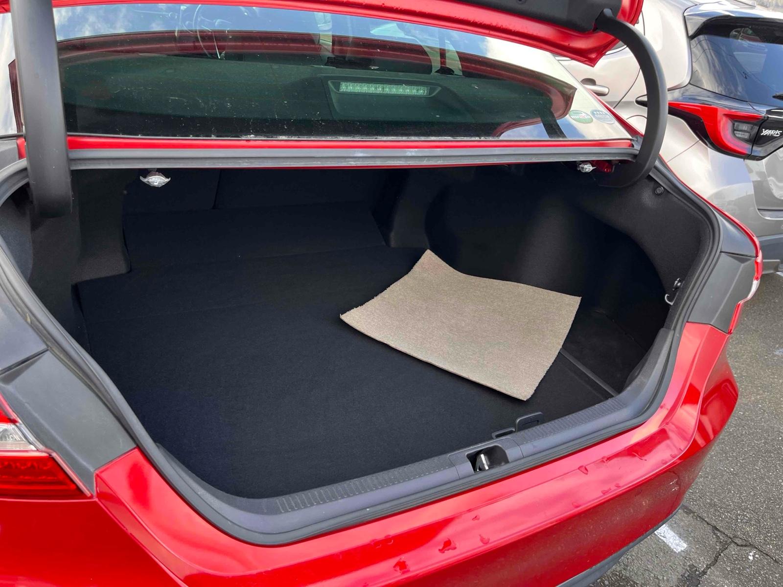 Toyota Camry HYBRID G LEATHER PACKAGE