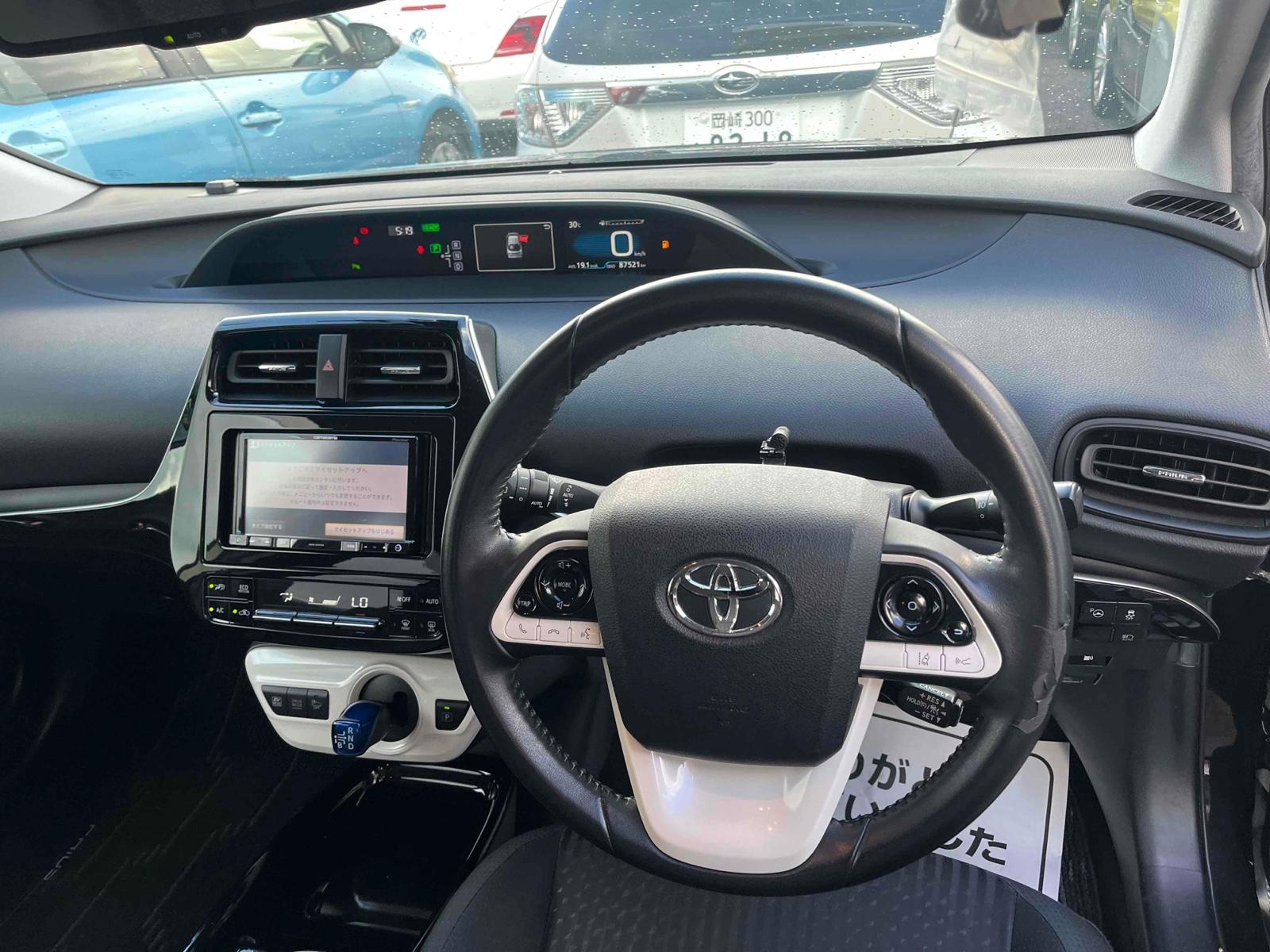 Toyota Prius  S SAFETY PLUS