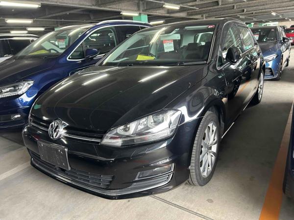 Volkswagen Golf TSI HIGH LINE