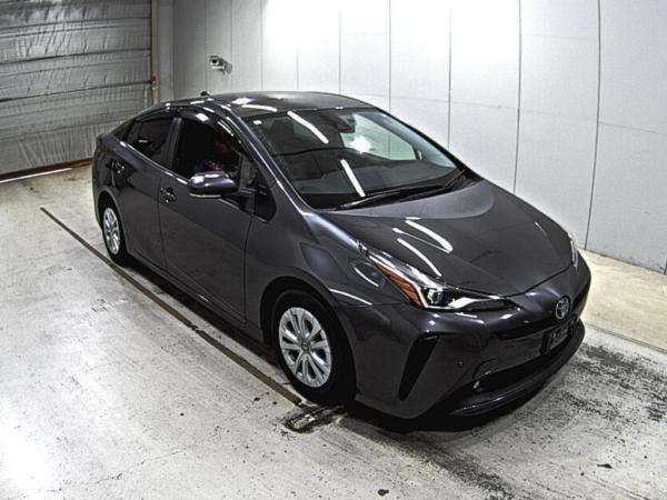 Toyota Prius S 4WD
