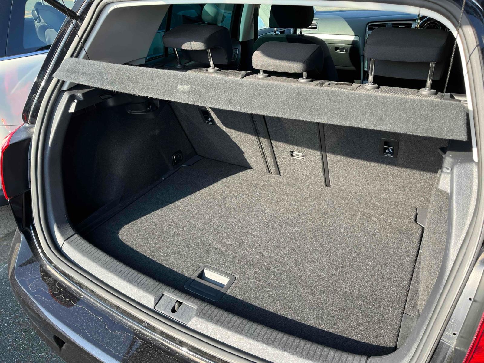 Volkswagen GOLF 5D TSI COMFORT LB TECH