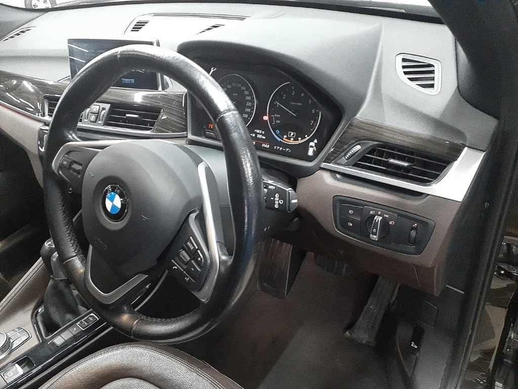 BMW X1 SDRIVE 18I X LINE