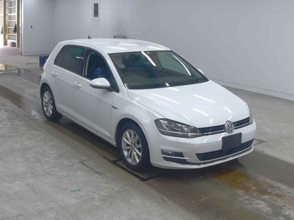 Volkswagen GOLF 5D LOUNGE