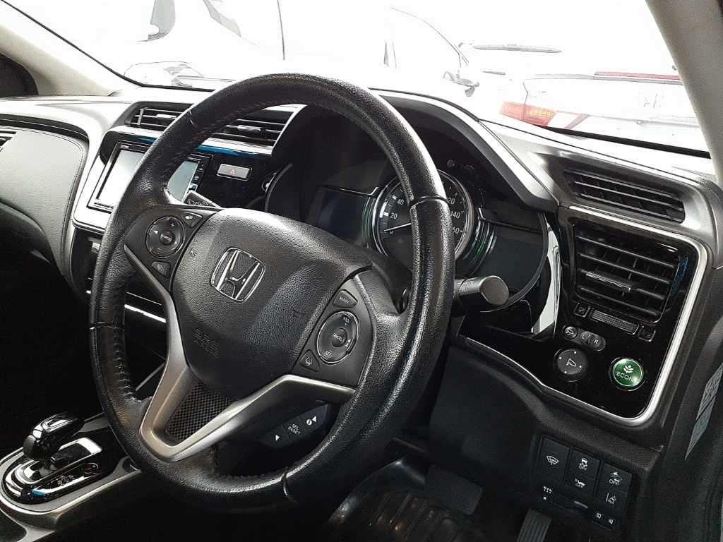 Honda GRACE HYBRID LX HONDA SEN4WD