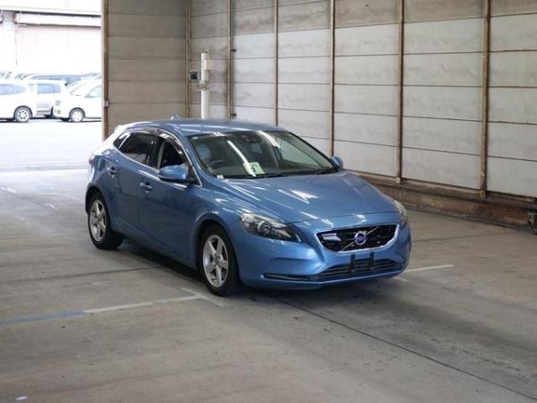 Volvo V40 T3 SE