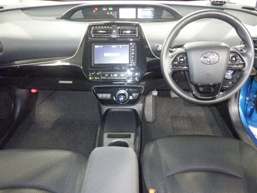 Toyota Prius  S