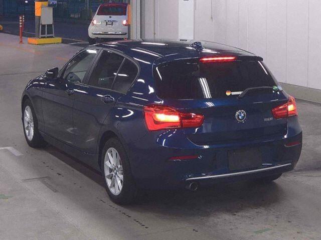 BMW 1 Series 5d 118I