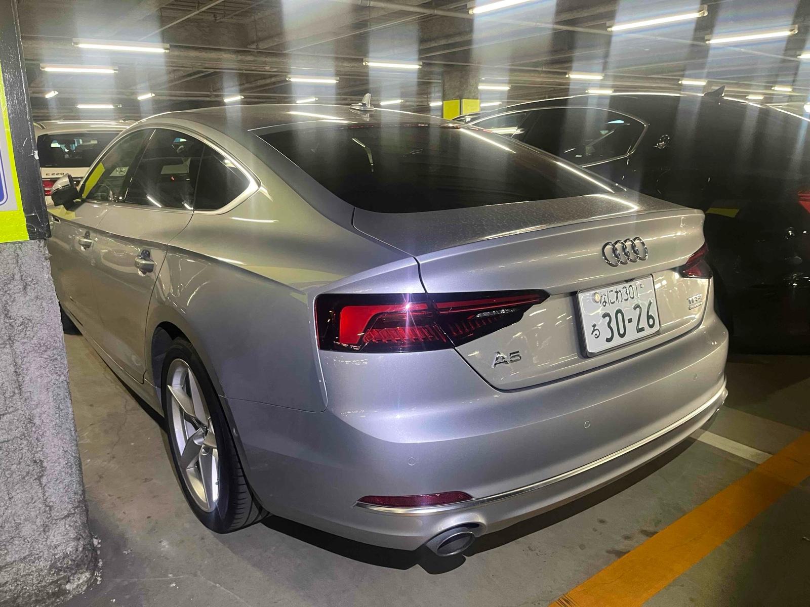 Audi A5 SPORTBACK 2.0TFSIKWATO SPOILER