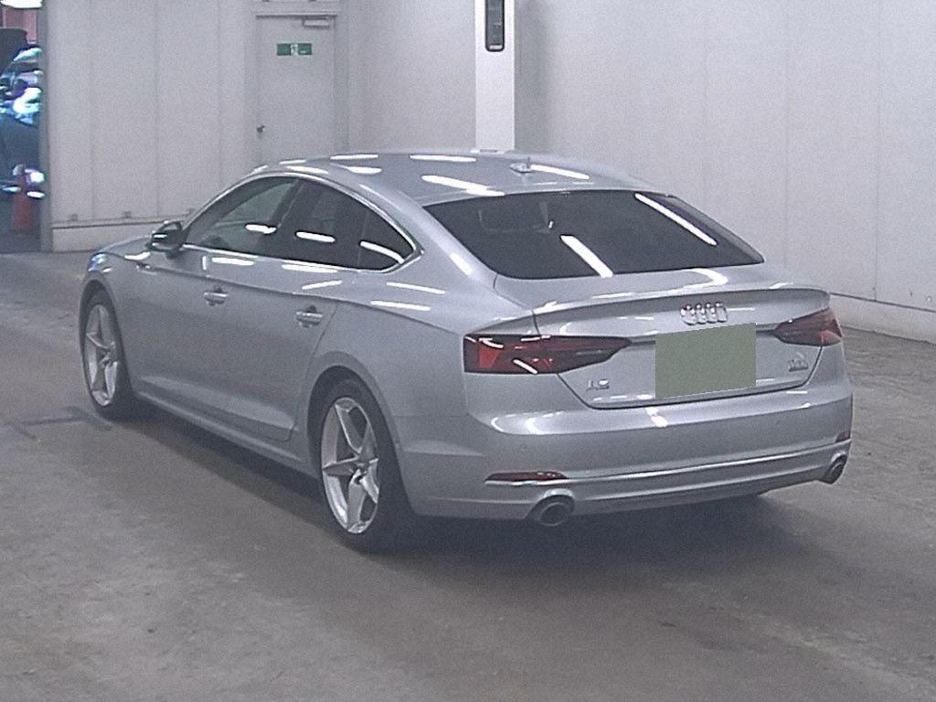 Audi A5 SPORTBACK 2.0TFSIKWATO SPOILER