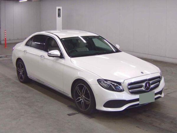 Mercedes-Benz E-class 4d E220D AVANTGARDE