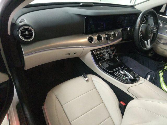 Mercedes-Benz E-class 4d E220D AVANTGARDE