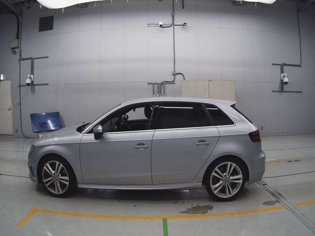 Audi S3 SPORTBACK 4WD