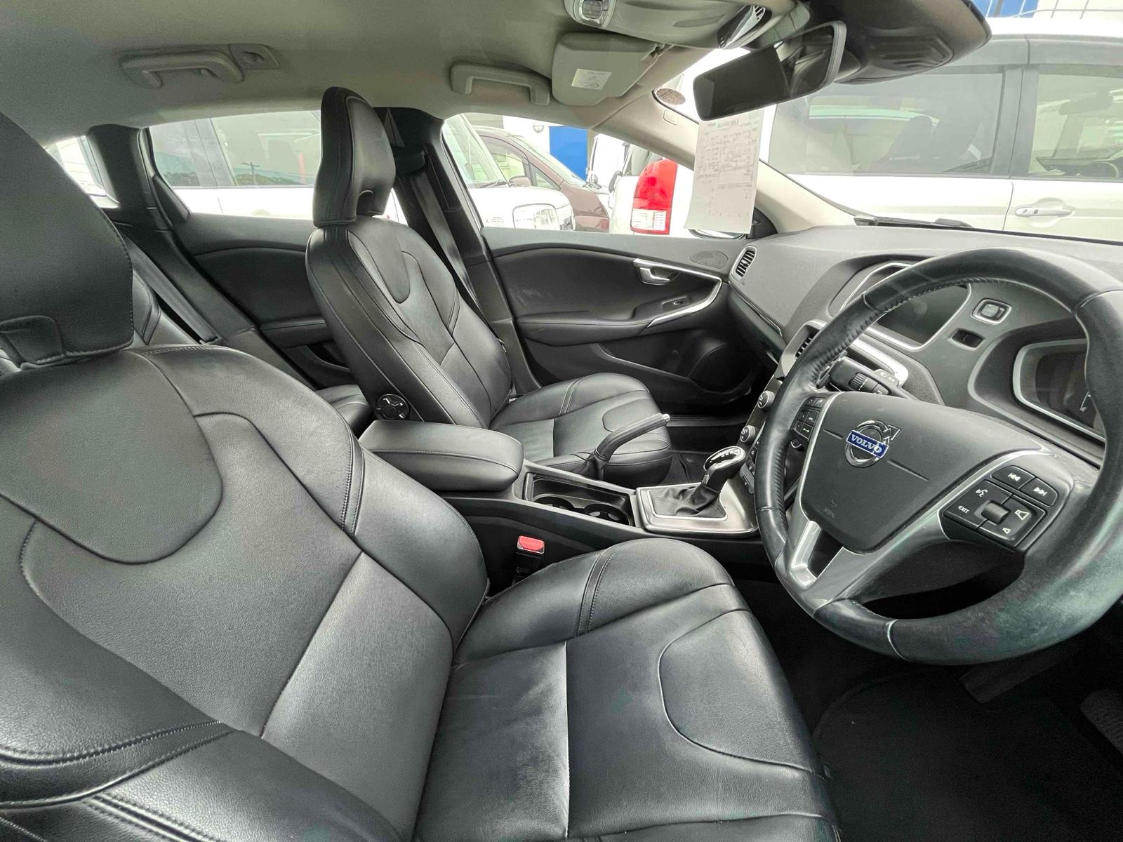 Volvo V40 T4 SE