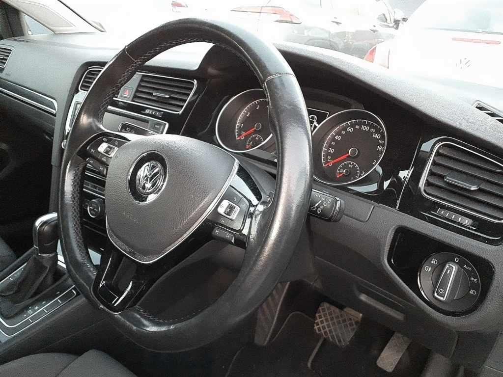 Volkswagen Golf TSI HIGH LINE BLUE MOTION
