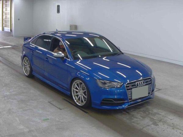 Audi S3 SEDAN 2.0