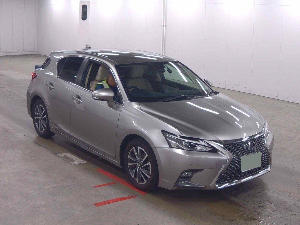 Lexus CT CT200H VER-C