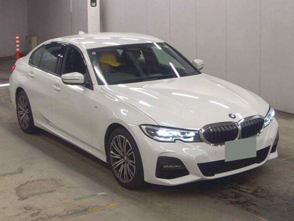 BMW 3 Series 4d 330E M-SPORT