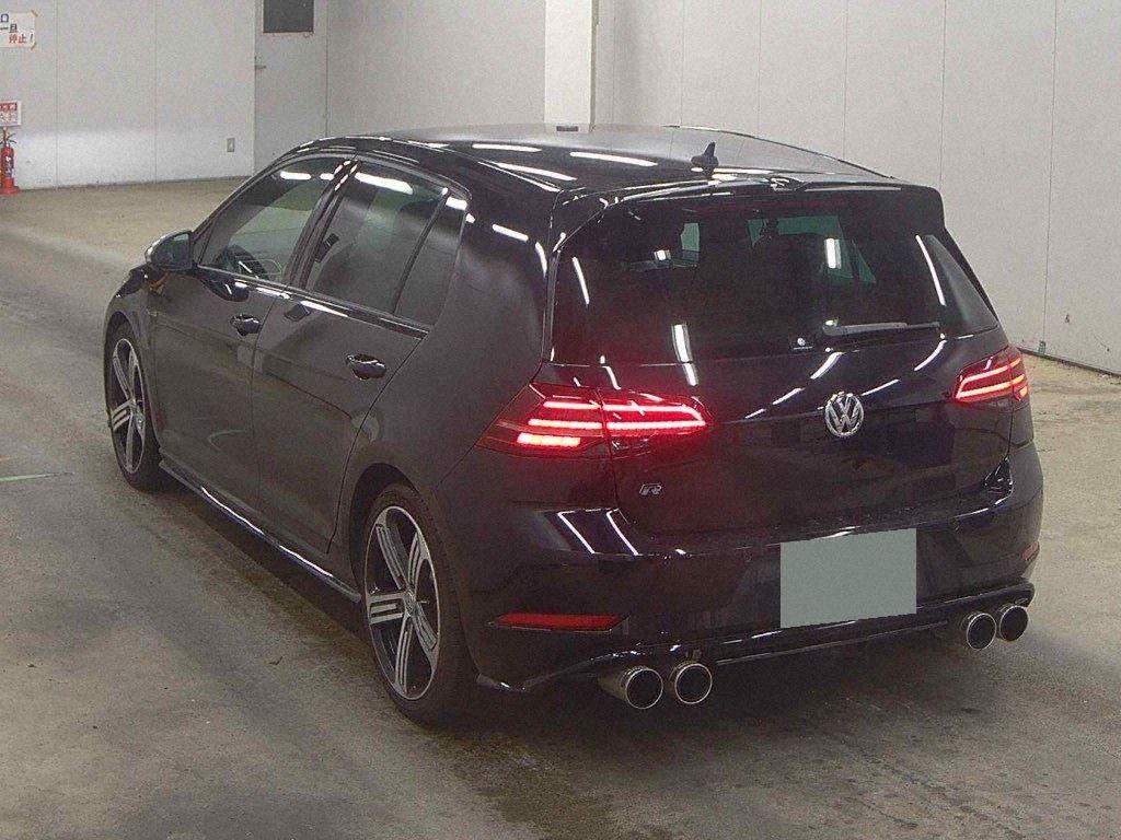 Volkswagen Golf R 2.0