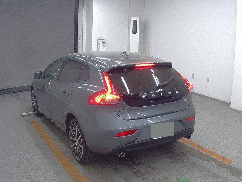 Volvo V40 D4 DYNAMIC ED