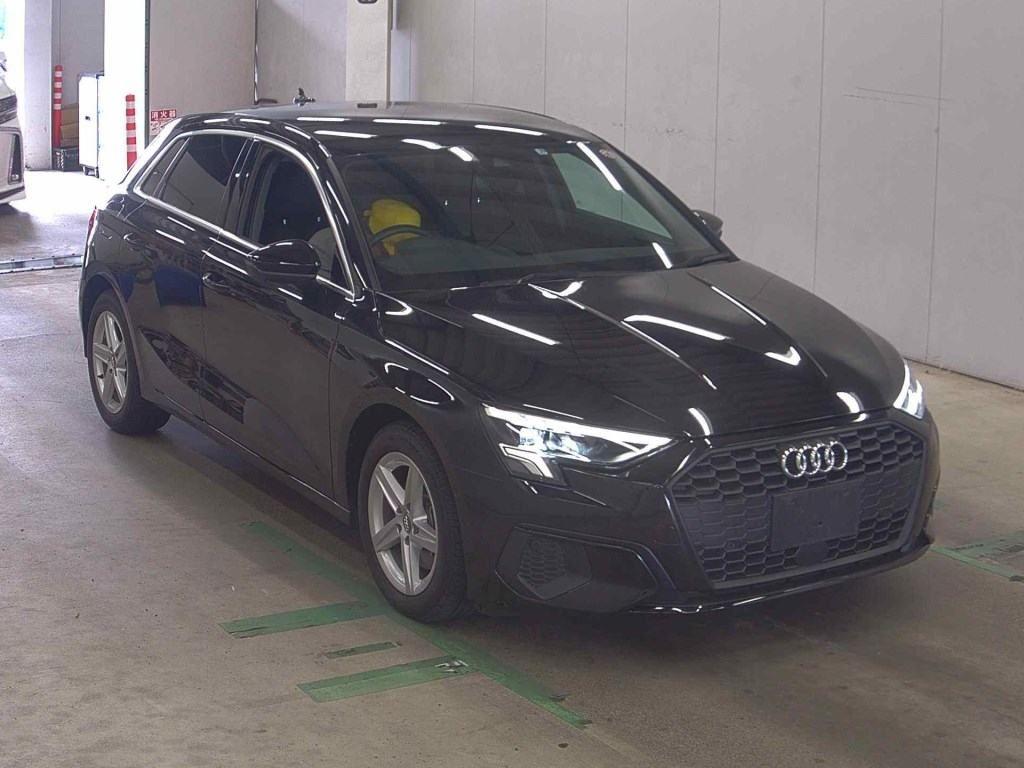 Audi A3 SPORT B30TFSI