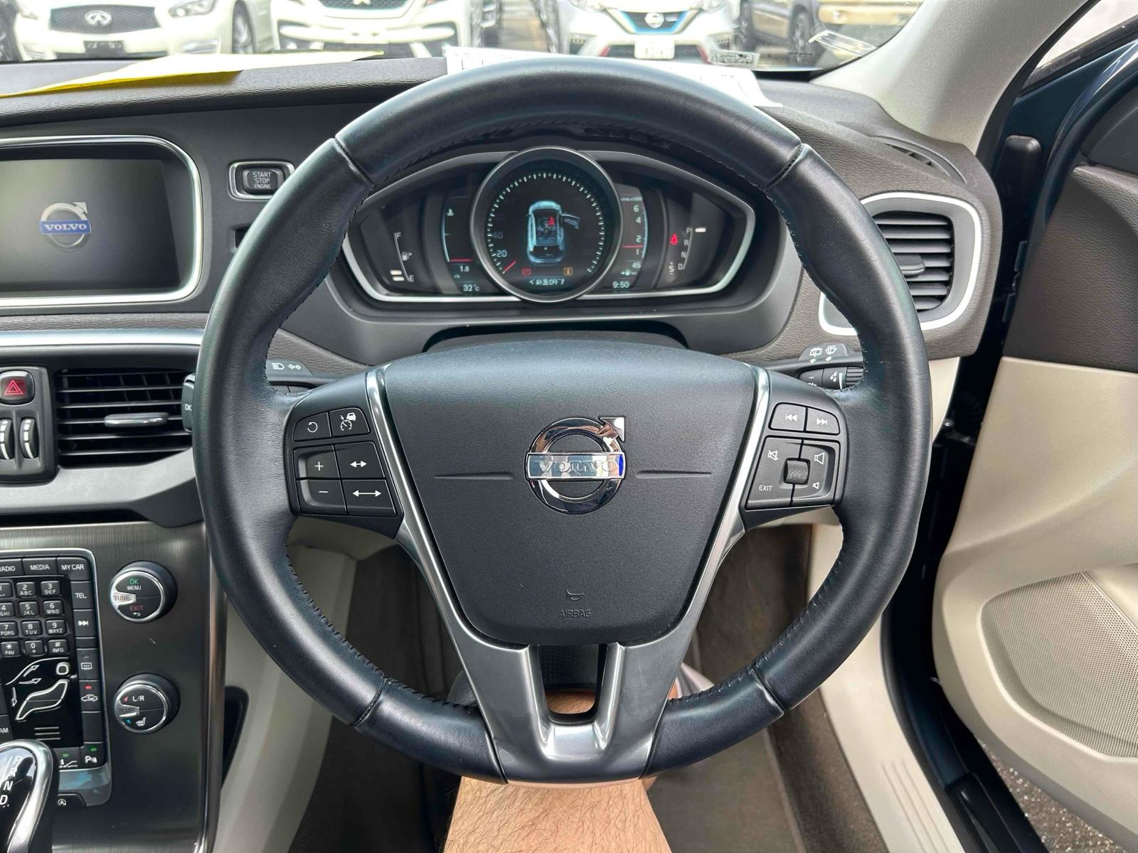 Volvo V40 T4 SE