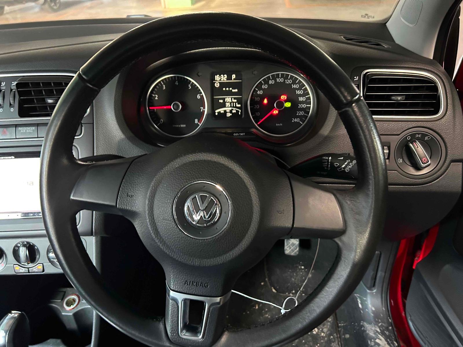 Volkswagen Polo TSI COMFORT LB TECH
