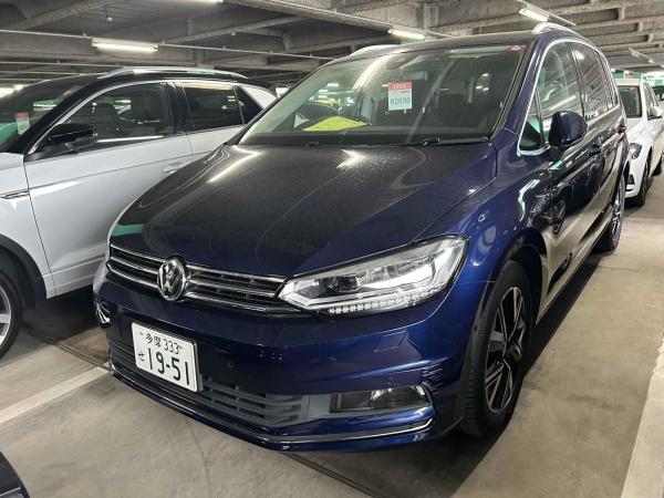 Volkswagen GOLF TOURAN TDI HIGH LINE