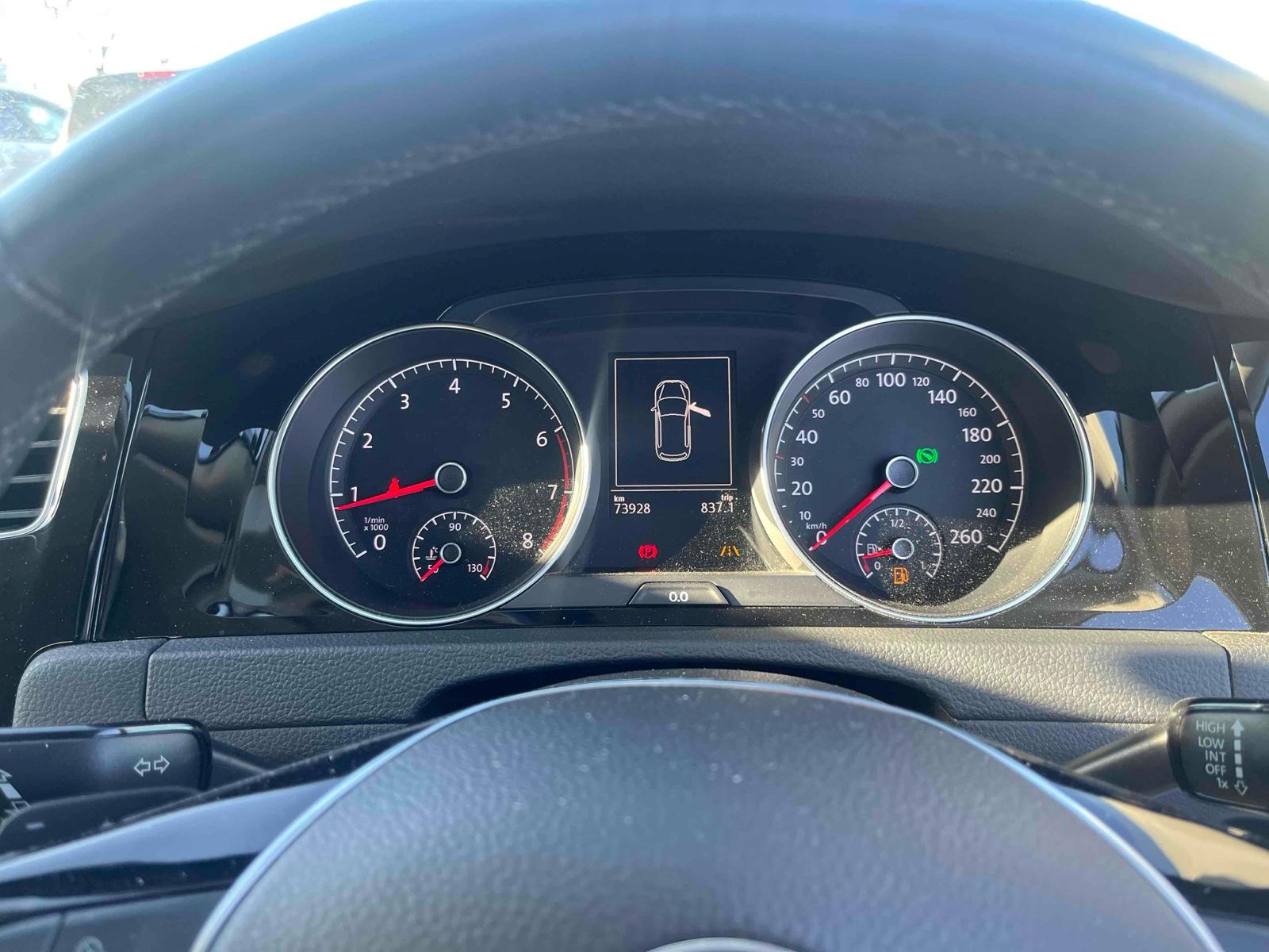 Volkswagen Golf TSI HIGH LINE BMT