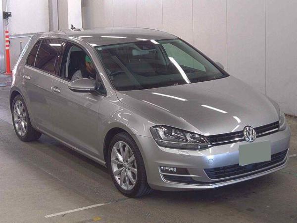 Volkswagen Golf TSI HIGH LINE BMT