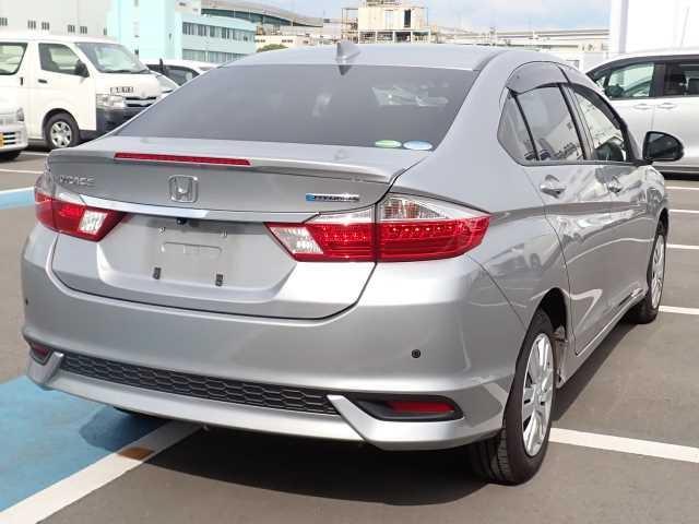 Honda Grace HYBRID DX