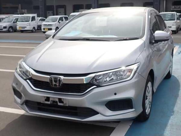 Honda Grace HYBRID DX