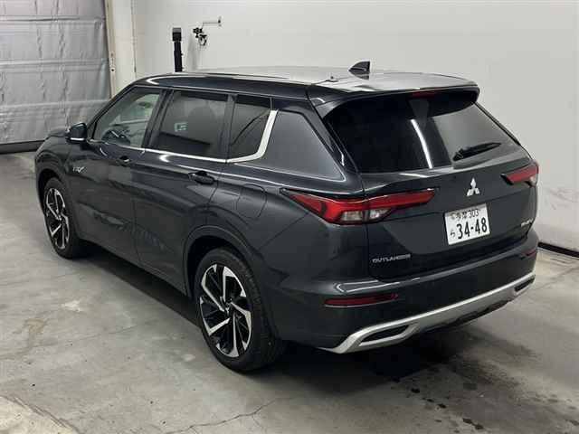 Mitsubishi Outlander Phev P