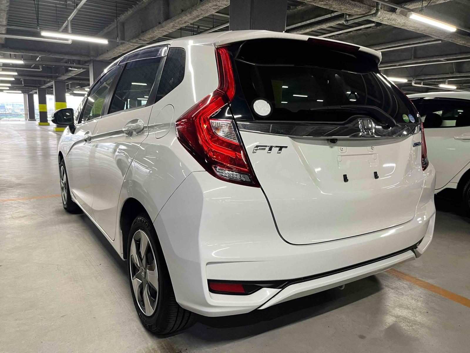 Honda Fit HYBRID F