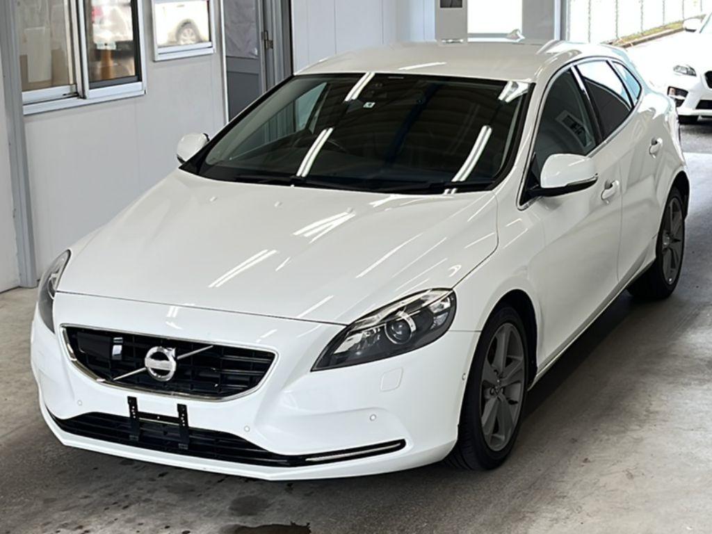 Volvo V40 T4