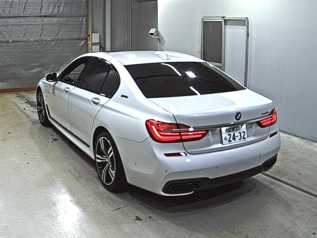 BMW 7 Series 740eｱｲﾊﾟﾌｫｰﾏﾝｽ M