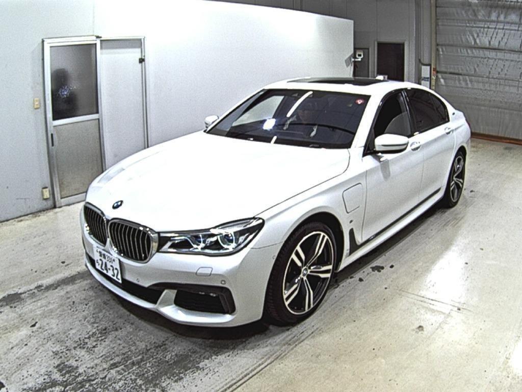 BMW 7 Series 740eｱｲﾊﾟﾌｫｰﾏﾝｽ M