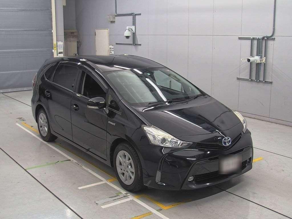 Toyota Prius ALPHA S