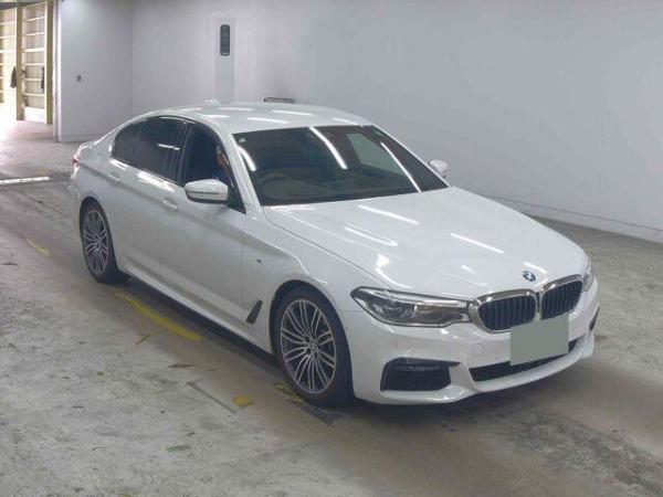 BMW 5 Series 4d 523D M-SPORT
