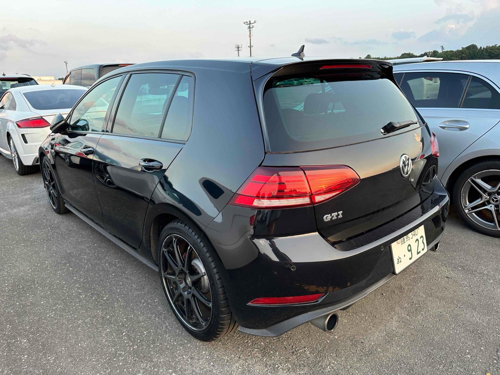 Volkswagen GOLF GTI 2.0