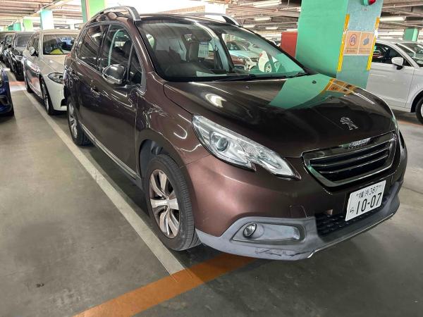 Peugeot 2008 PREMIUM