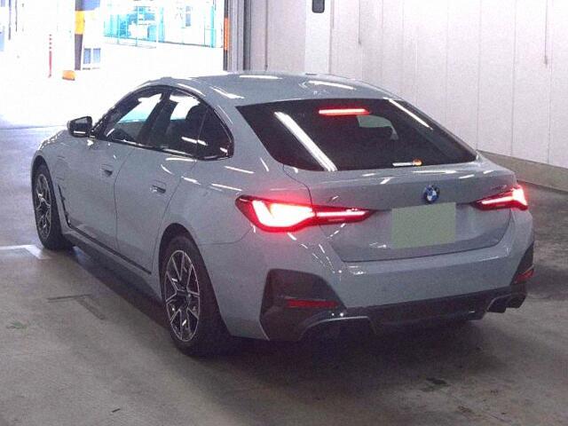 BMW i4 EDRIVE35 M-SPORT