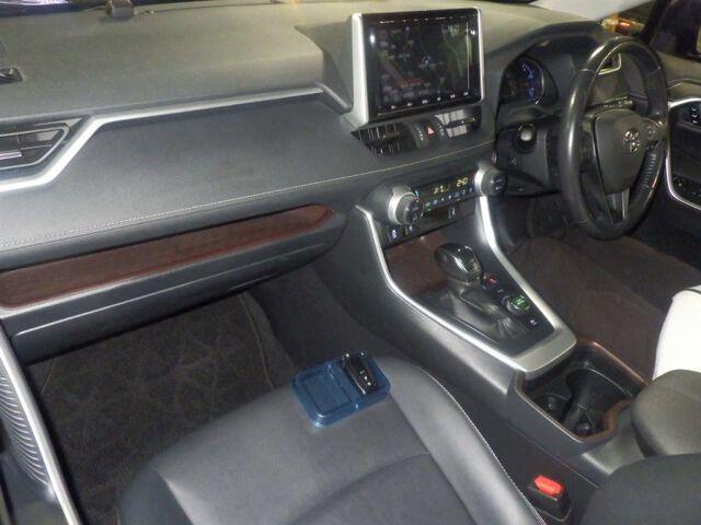 Toyota Rav4 5d 4wd HYBRID G