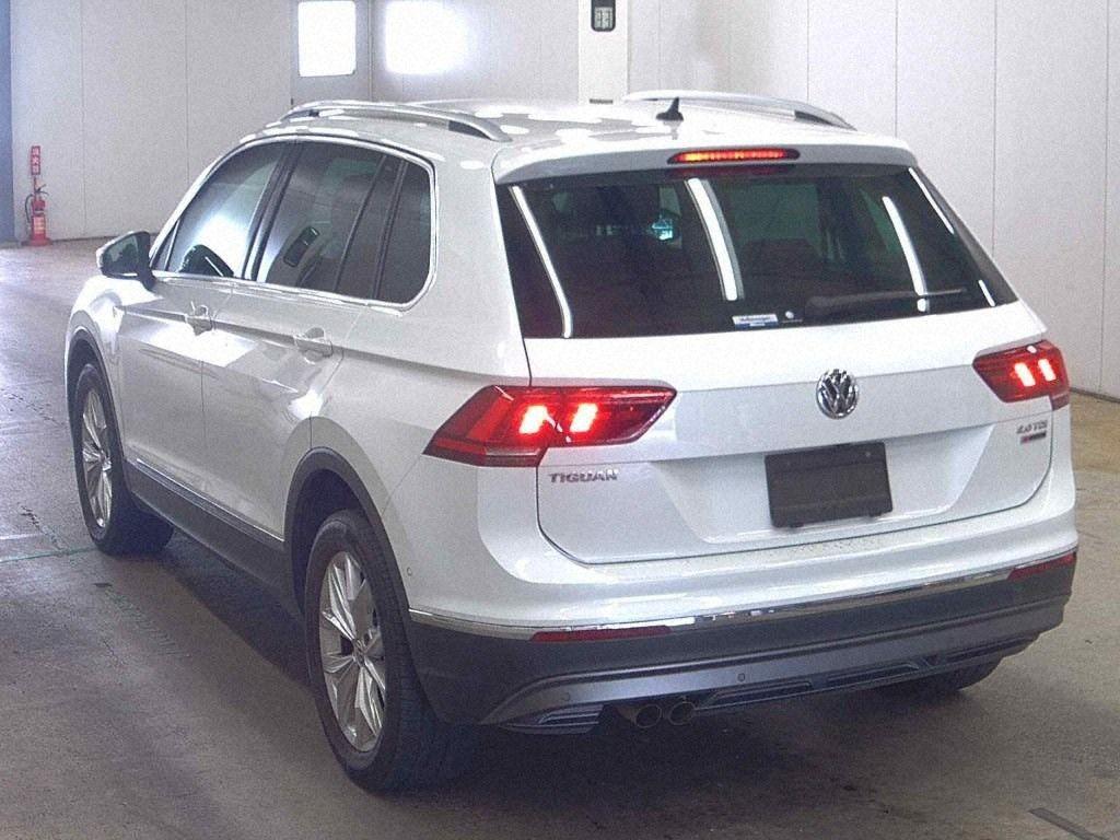 Volkswagen Tiguan TDI4 MOTION HIGH LINE