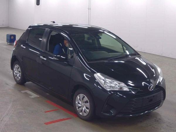 Toyota Vitz 5D F SAFETY EDITION II