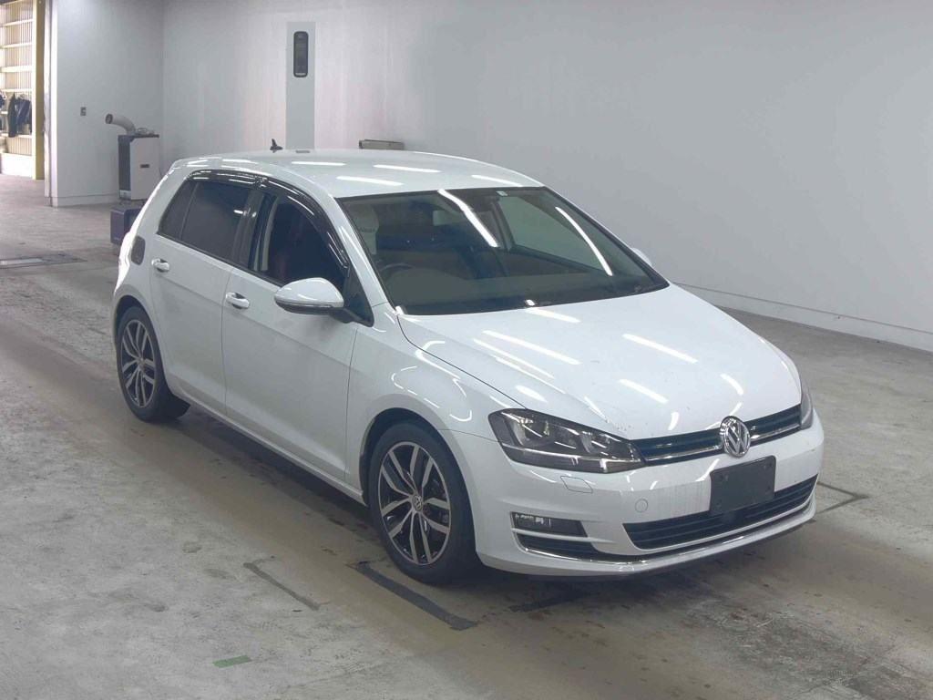Volkswagen GOLF 5D TSI HIGH LINE