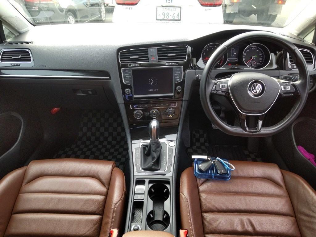 Volkswagen GOLF 5D TSI HIGH LINE