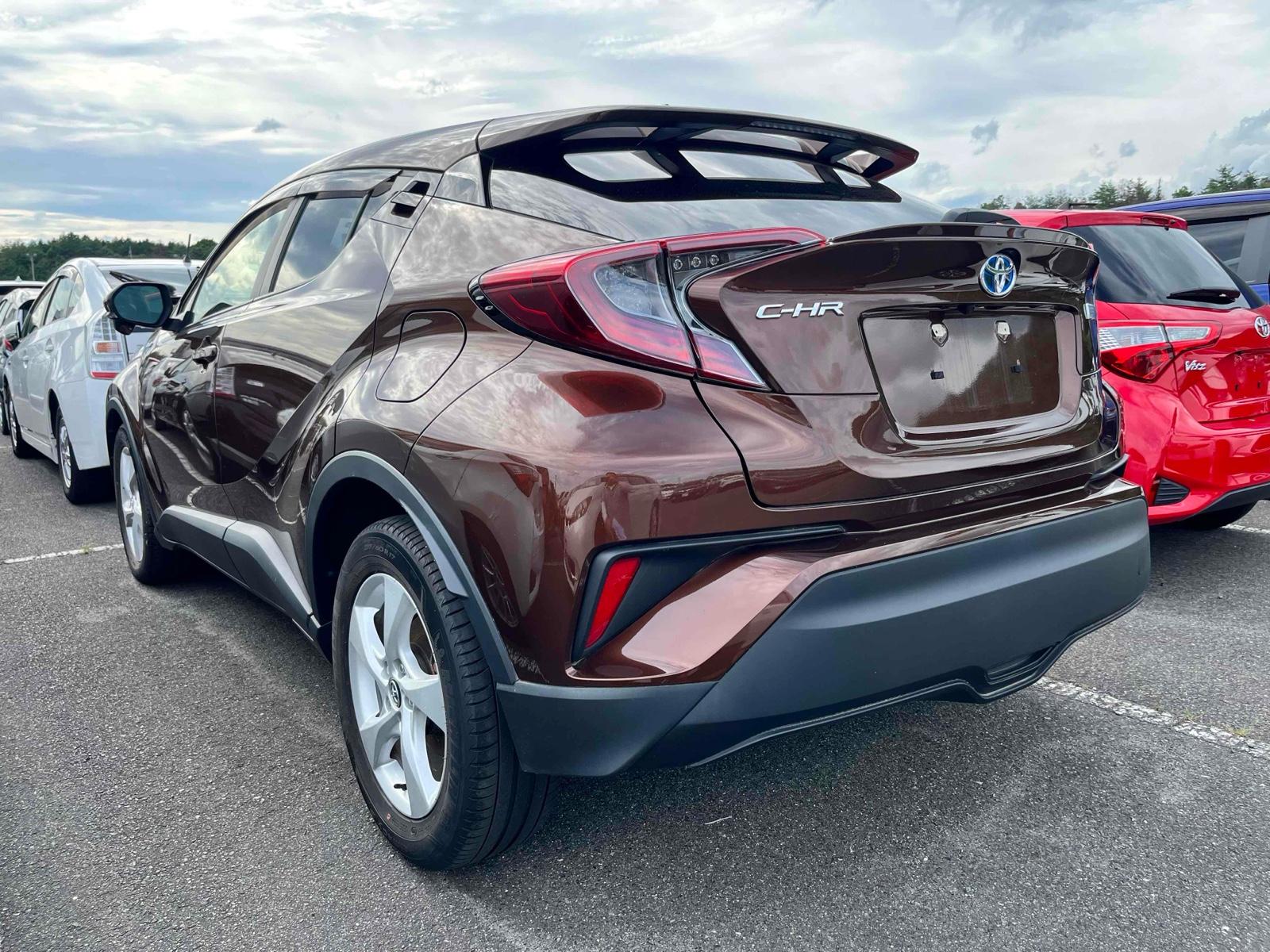 Toyota C-HR S LED PACKAGE