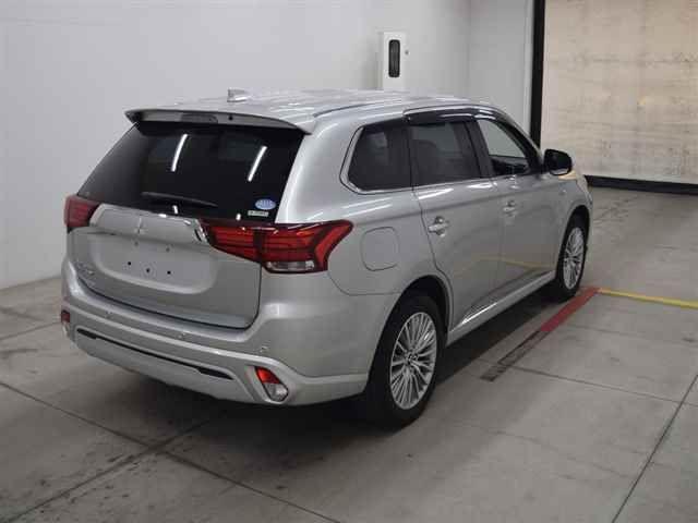 Mitsubishi Outlander PHEV G PLUS PACKAGE 4WD