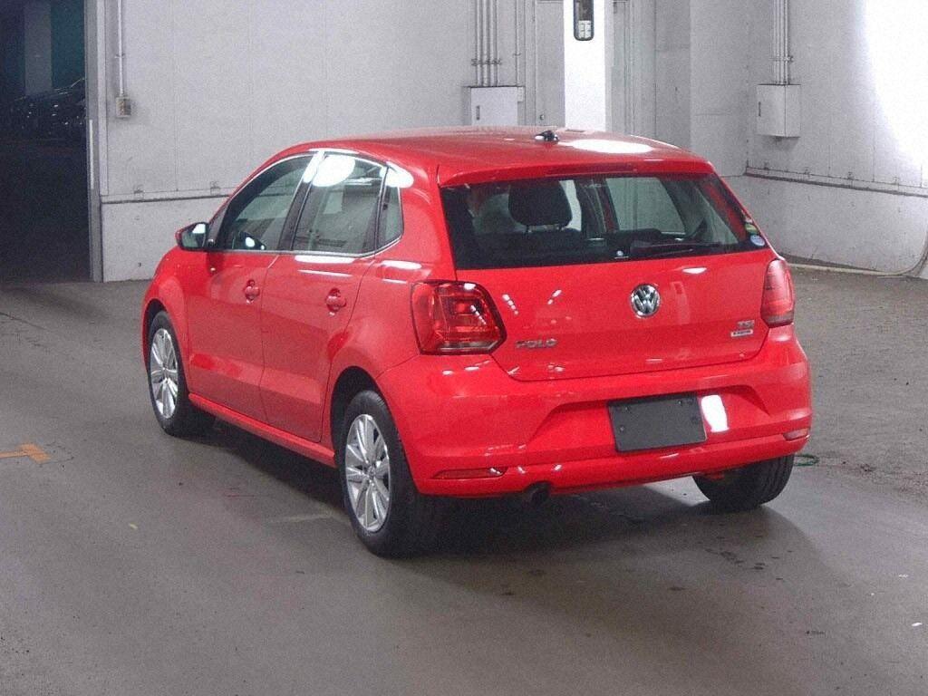 Volkswagen Polo 5d PREMIUM EDITION NAVI PACKAGE